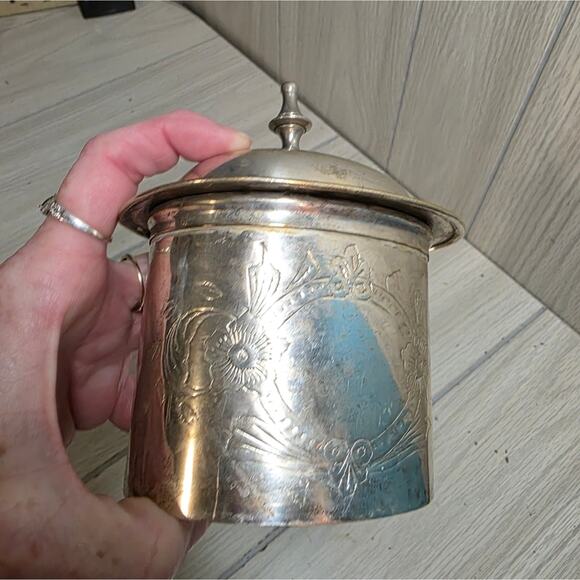 Vtg Handmade Engraved Silverplated Lided Trinket Box Iternational Silver Co - Picture 2 of 11